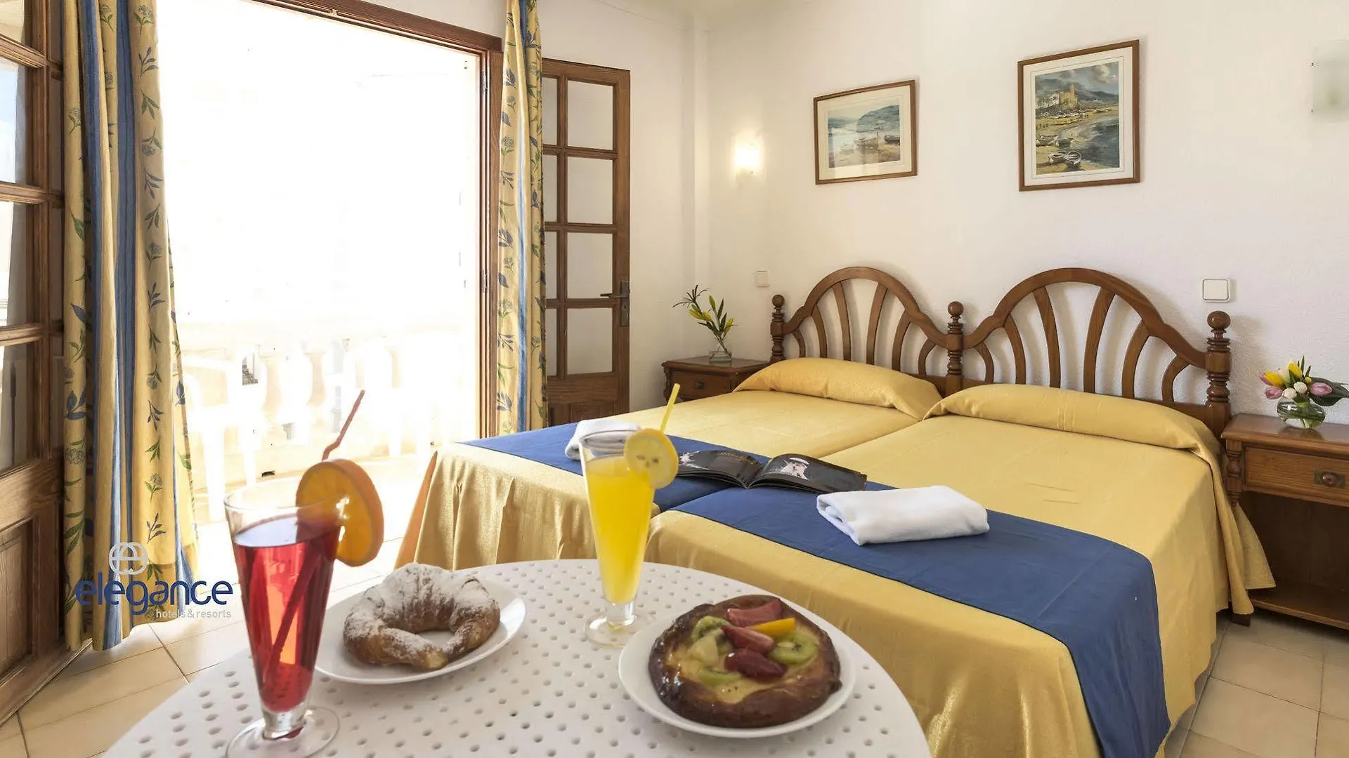 Sol Y Mar Apartments Cala Bona  Spain